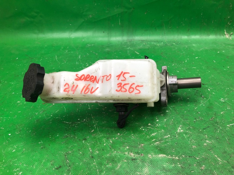 Главный тормозной цилиндр KIA SORENTO UM 14- 2015 UM 2.4 G4KJ 58510-C6800 Б/У