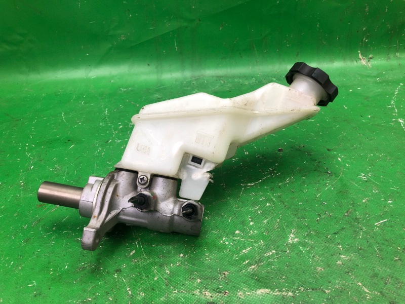 Главный тормозной цилиндр KIA SORENTO UM 14- UM 2.4 G4KJ