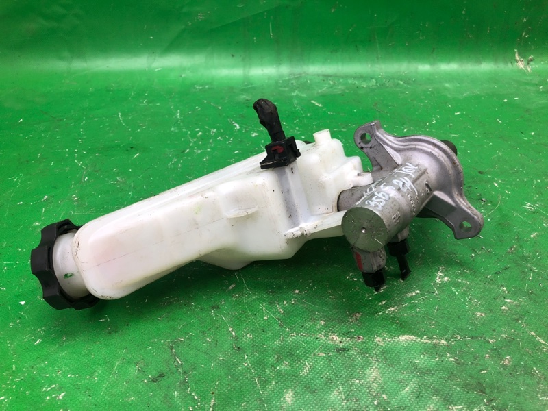 Главный тормозной цилиндр SORENTO UM 14- 2015 UM 2.4 G4KJ