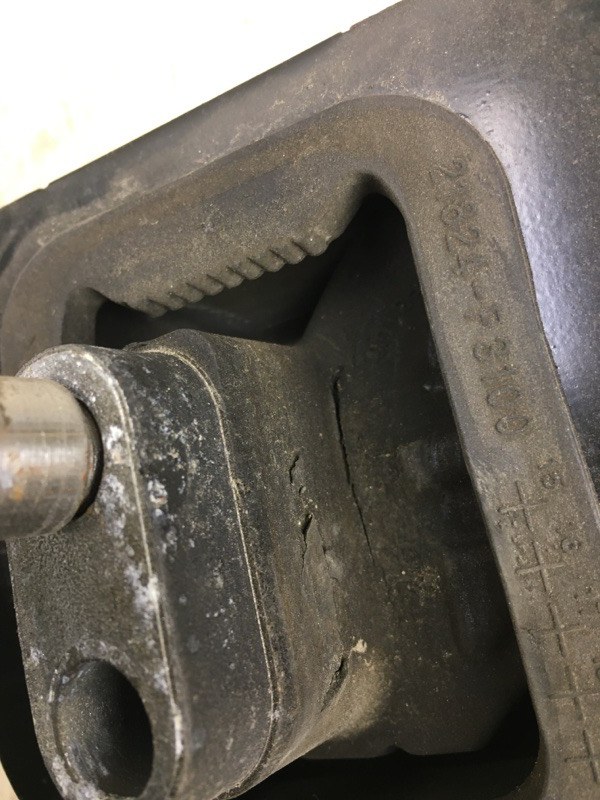 Подушка АКПП ELANTRA AD 16- 2016 AD 2.0 G4NH