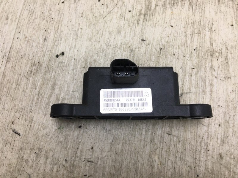 Датчик ускорения CHRYSLER 200 14-16 2016 UF 2.4 ED6 56038985AA Б/У