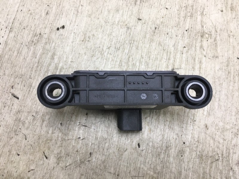 Датчик ускорения 200 14-16 2016 UF 2.4 ED6