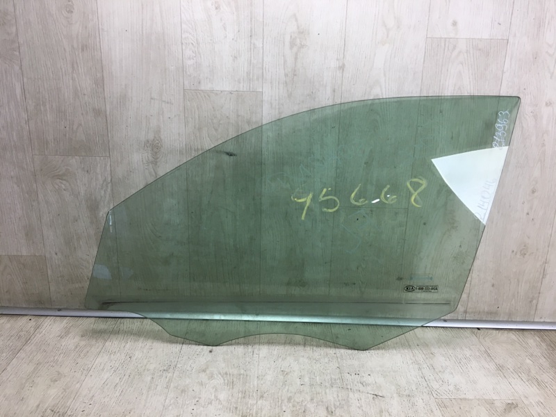 Стекло двери переднее левое KIA SORENTO XM 09-14 2012 XM 2.4 G4KJ 82411-2P010 Б/У