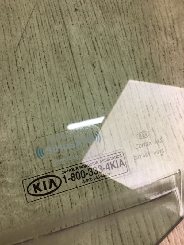 Стекло двери переднее левое SORENTO XM 09-14 2012 XM 2.4 G4KJ