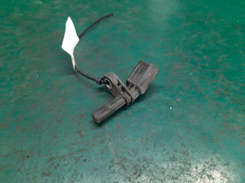 Датчик ABS передний левый VOLKSWAGEN PASSAT CC 12-18 Седан 2.0 CCTA