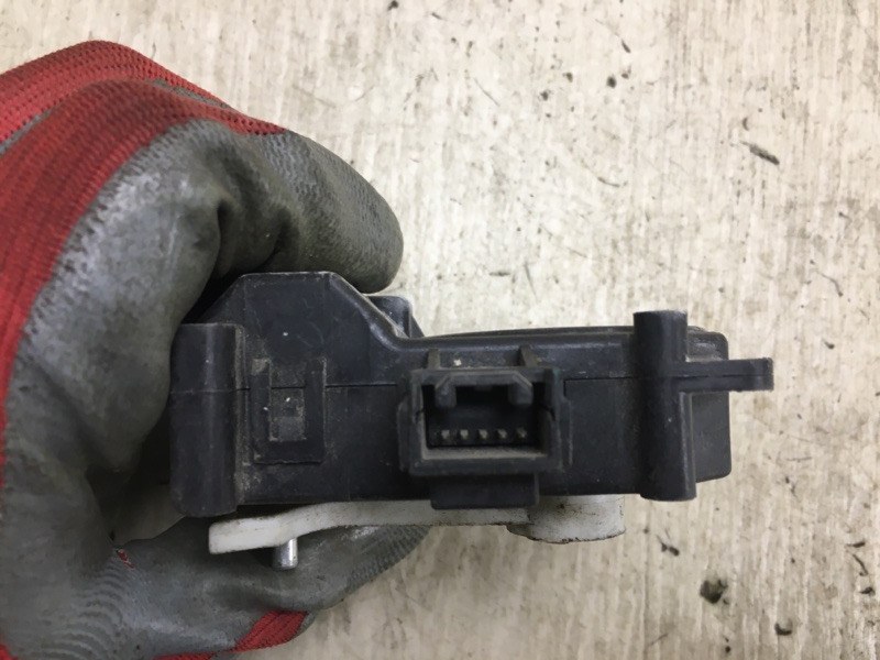 Моторчик заслонки печки TOYOTA CAMRY 40 06-11