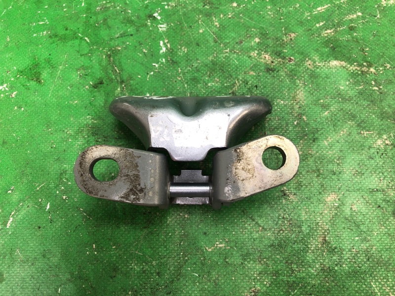 Петля двери верхняя задняя правая HYUNDAI SONATA LF 2014- LF 2.4 G4KJ