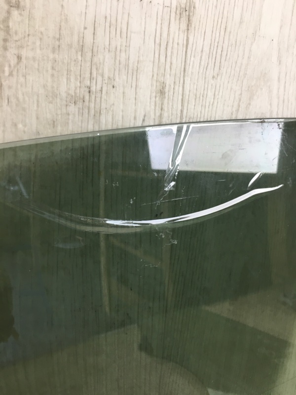 Стекло двери переднее правое FORTE/CERATO TD 08-13 2009 TD 2.0 G4KD