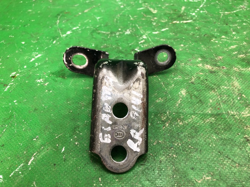 Петля двери нижняя задняя правая HYUNDAI ELANTRA MD 10-15 2012 MD 1.8 G4NB 79320-2H000 Б/У