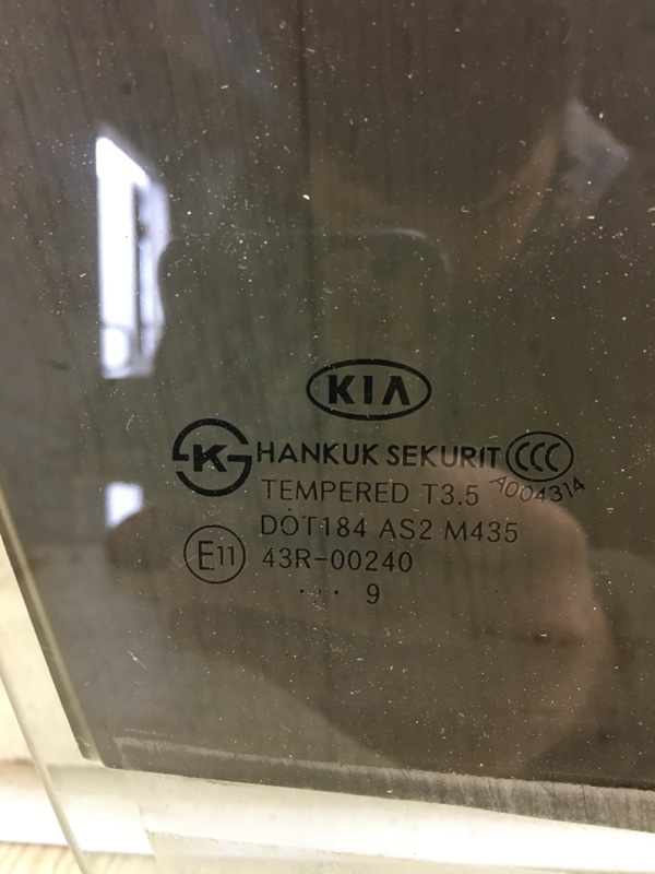 Стекло двери переднее правое FORTE/CERATO TD 08-13 2009 TD 2.0 G4KD Стекло двери переднее правое FORTE/CERATO TD 08-13 2009 TD 2.0 G4KD