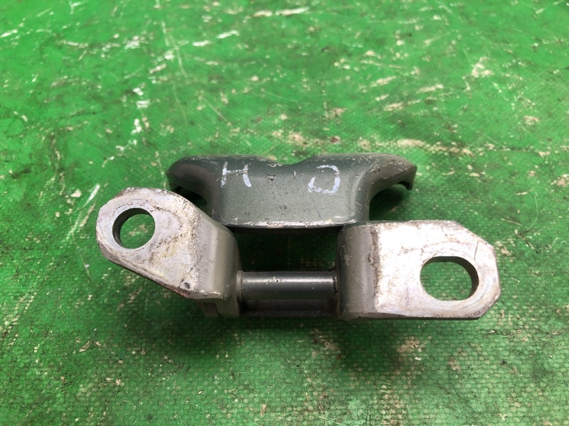 Петля двери верхняя задняя левая HYUNDAI ELANTRA HD 06-11 HD 2.0 G4GC Петля двери верхняя задняя левая HYUNDAI ELANTRA HD 06-11 HD 2.0 G4GC