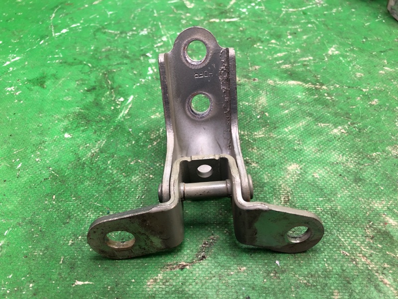 Петля двери нижняя правая ELANTRA HD 06-11 2009 HD 2.0 G4GC