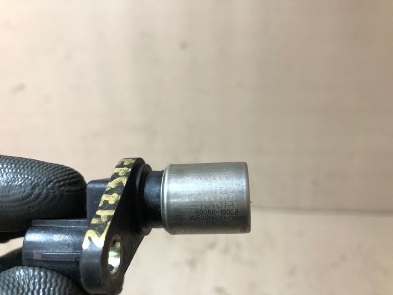 Датчик положения коленвала TOYOTA AVALON 99-05 3.0