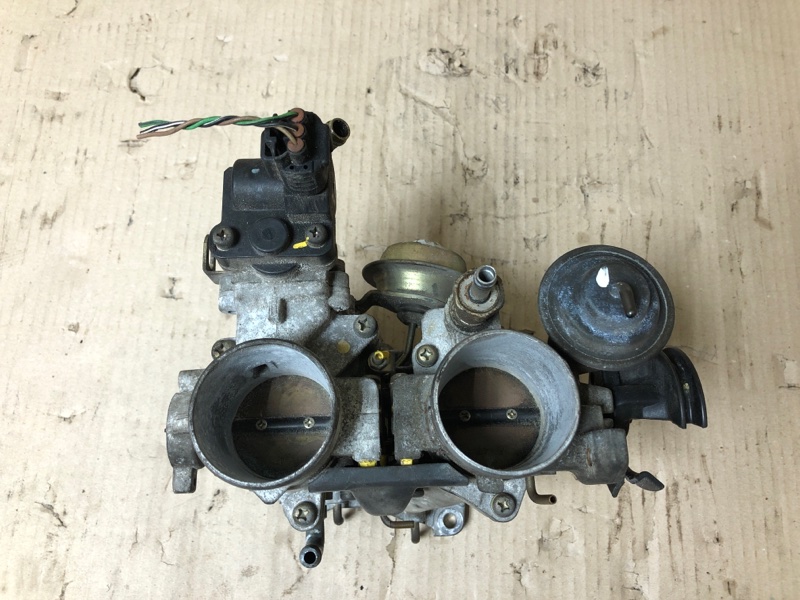 Дроссельная заслонка AVALON 99-05 2001 3.0