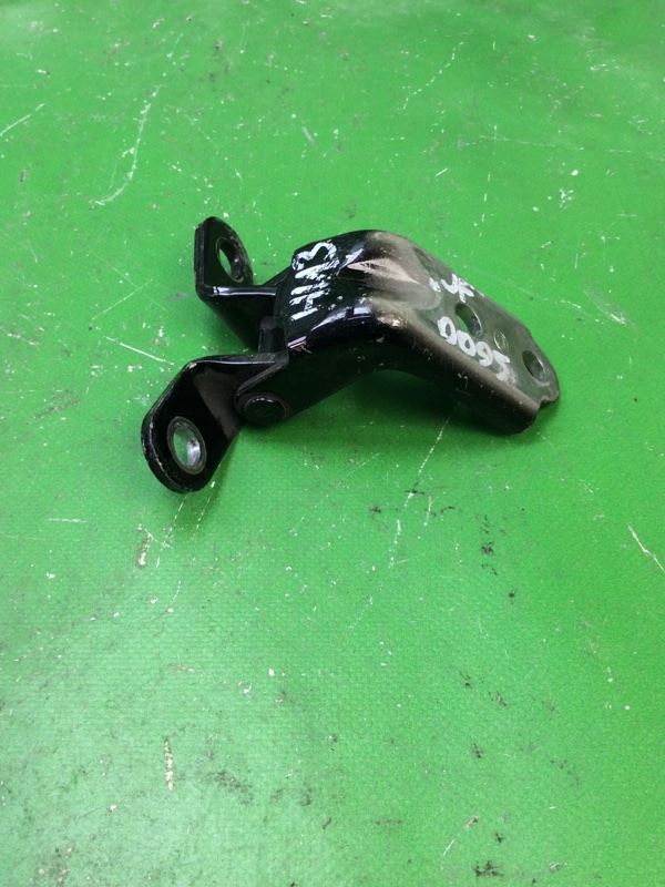 Петля двери нижняя задняя левая KIA OPTIMA JF 15-20 JF 2.4 G4KJ Петля двери нижняя задняя левая KIA OPTIMA JF 15-20 JF 2.4 G4KJ