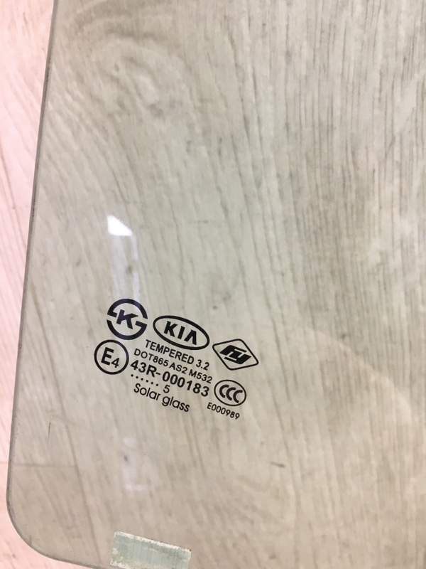 Стекло двери заднее правое FORTE YD 12- 2015 YD 1.8 G4NB