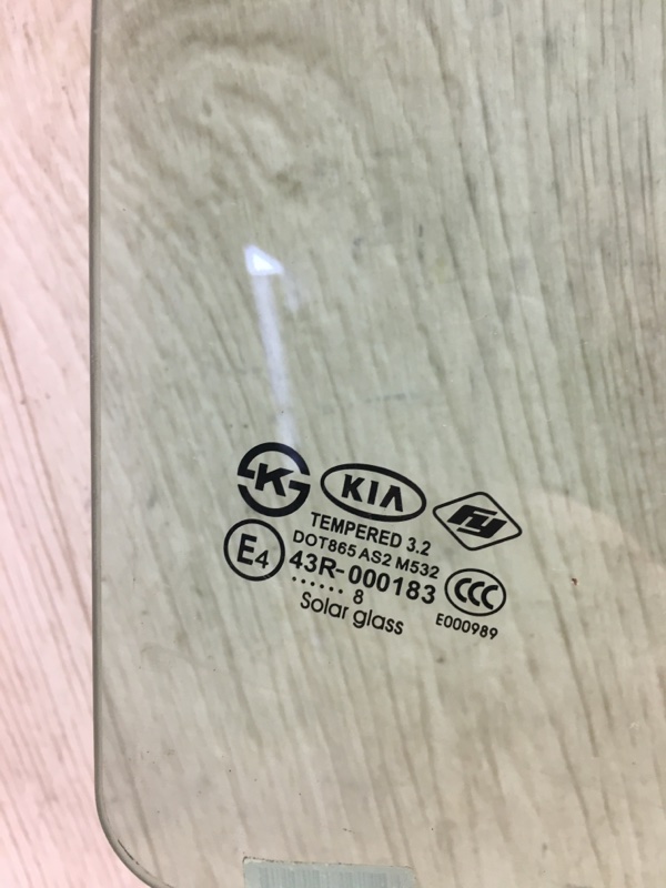 Стекло двери заднее правое FORTE YD 12- 2018 BD 2.0 G4NH