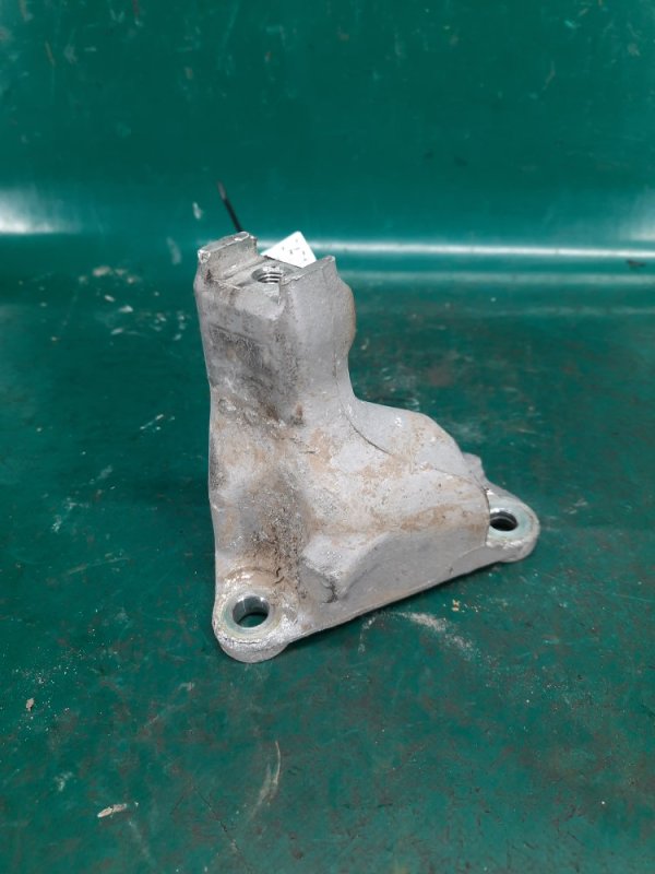 Кронштейн двигателя передний RDX 12-19 2016 Внедорожник 3.5 Кронштейн двигателя передний RDX 12-19 2016 Внедорожник 3.5