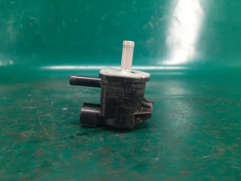 Клапан электромагнитный (вакуумный) TOYOTA PRIUS 16- Хэтчбек 1.8 2ZRFXE