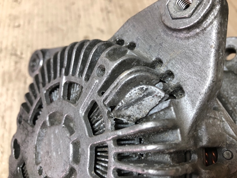 Генератор NV200 USA 13- 2017 M20X 2.0 MR20DE