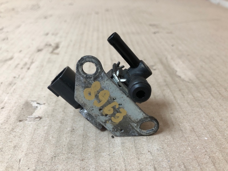 Клапан электромагнитный (вакуумный) NV200 USA 13- 2017 M20X 2.0 MR20DE Клапан электромагнитный (вакуумный) NV200 USA 13- 2017 M20X 2.0 MR20DE