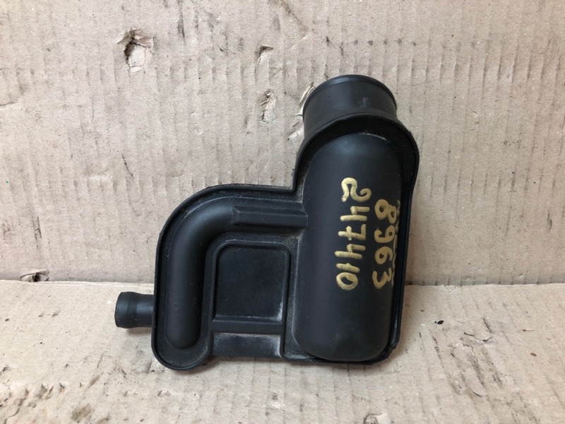 Патрубок воздушного фильтра NISSAN NV200 USA 13- 2017 M20X 2.0 MR20DE 16576-EL00B Б/У