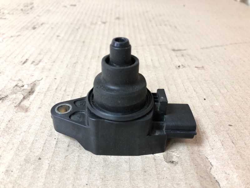 Катушка зажигания NISSAN NV200 USA 13- 2017 M20X 2.0 MR20DE 22448-1KT1B Б/У