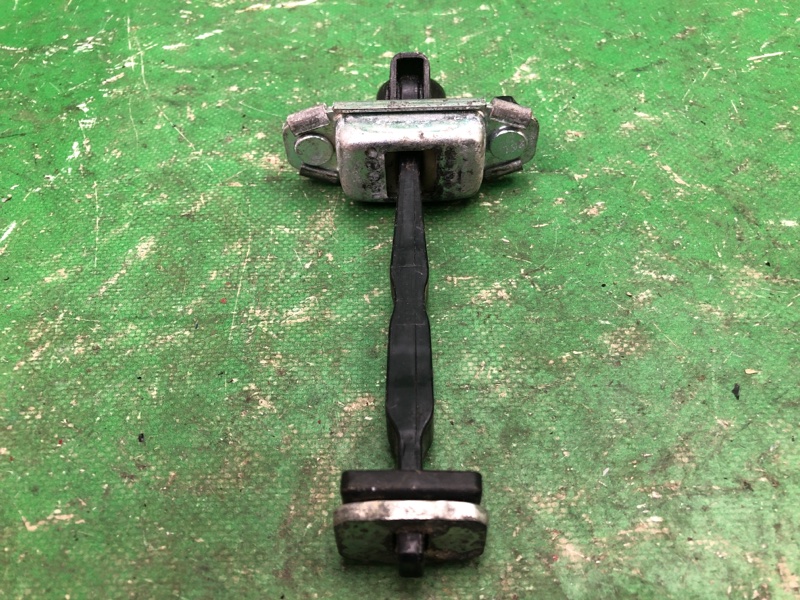 Ограничитель двери передний OPTIMA TF 11-16 2013 TF 2.4 G4KJ Ограничитель двери передний OPTIMA TF 11-16 2013 TF 2.4 G4KJ