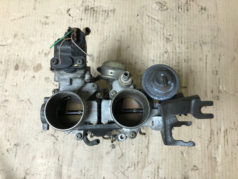 Дроссельная заслонка AVALON 99-05 2003 3.0