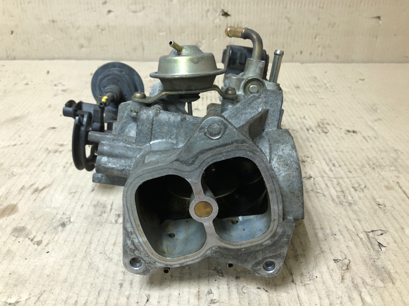 Дроссельная заслонка AVALON 99-05 2003 3.0