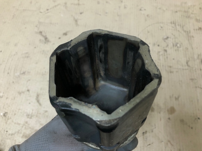 Шрус внутренний передний левый AVALON 99-05 2003 3.0 Шрус внутренний передний левый AVALON 99-05 2003 3.0