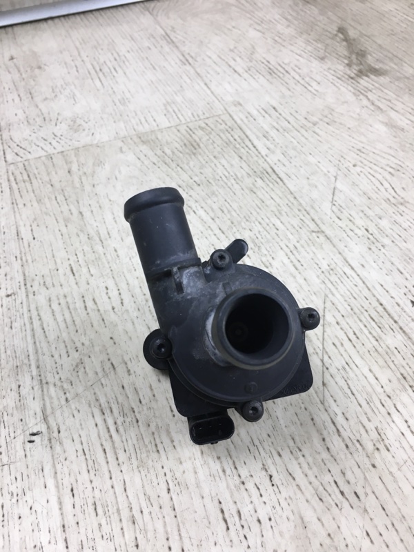 Помпа охлаждения электрическая PASSAT B7 11-15 2014 A32 1.8 CPRA