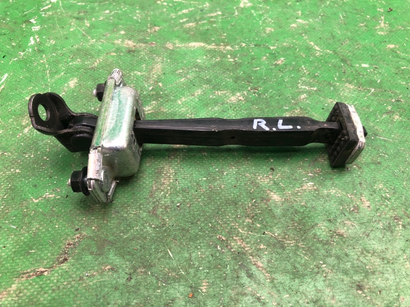 Ограничитель двери задний OPTIMA TF 11-16 2013 TF 2.4 G4KJ Ограничитель двери задний OPTIMA TF 11-16 2013 TF 2.4 G4KJ