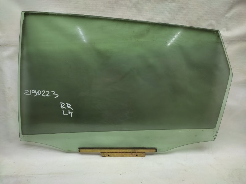 Запчасть стекло двери заднее левое TOYOTA MATRIX 02-08 68104-02150 Б/У Стекло двери заднее левое TOYOTA MATRIX 02-08 68104-02150 Б/У