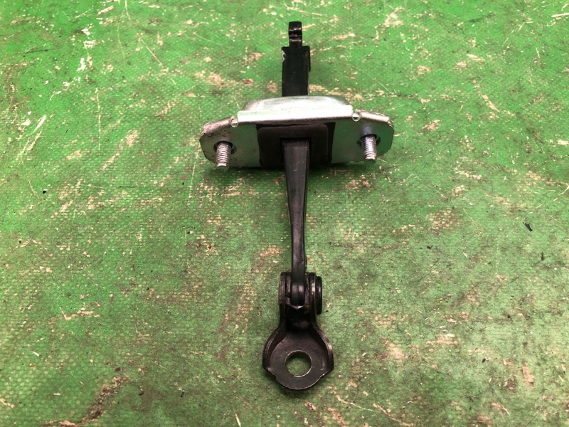 Ограничитель двери задний SORENTO XM 09-14 2012 XM 2.4 G4KJ