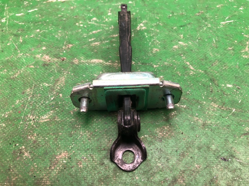 Ограничитель двери задний SORENTO XM 09-14 2009 XM 2.4 G4KE