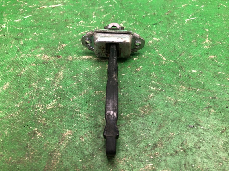 Ограничитель двери задний FORTE/CERATO TD 08-13 2009 TD 2.0 G4KD Ограничитель двери задний FORTE/CERATO TD 08-13 2009 TD 2.0 G4KD