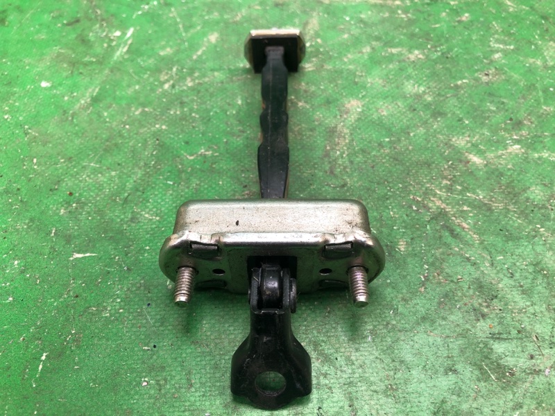 Ограничитель двери передний NISSAN PATHFINDER R52 12-21 R52 3.5 VQ35DD