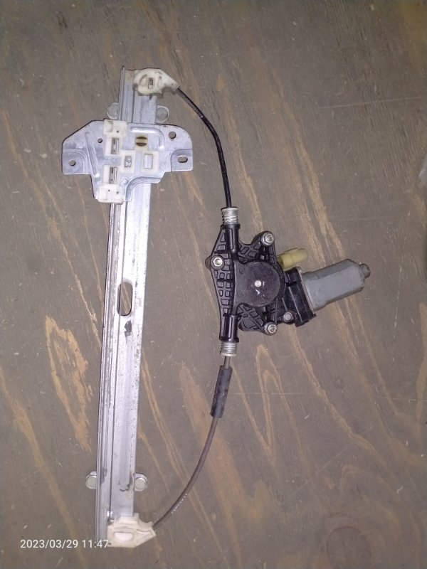 Стеклоподъемник задний левый RIO JB 2005-2011 Седан