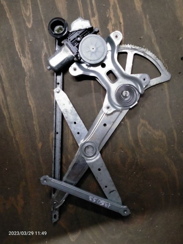 Запчасть стеклоподъемник передний левый TOYOTA SIENNA 11-16 2012 GSL30 3.5 2GR-FE 69802-08020 Б/У Стеклоподъемник передний левый TOYOTA SIENNA 11-16 2012 GSL30 3.5 2GR-FE 69802-08020 Б/У