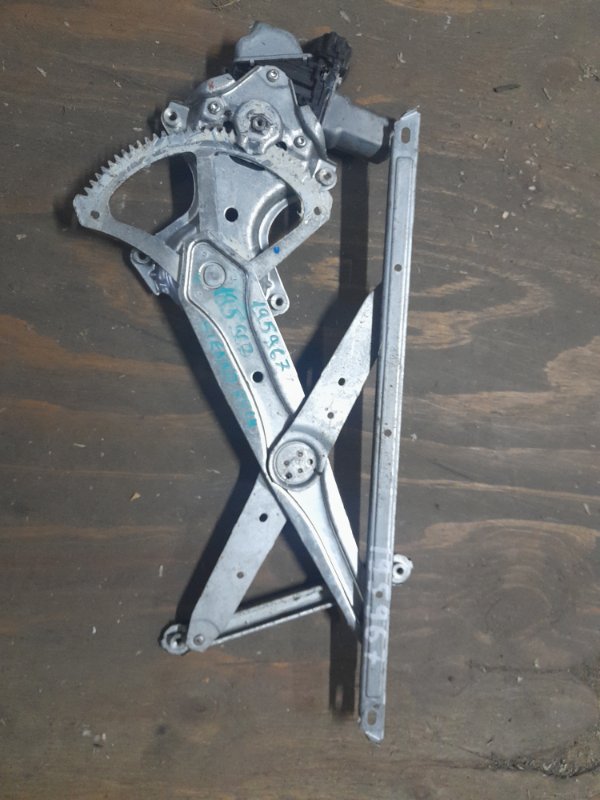 Запчасть стеклоподъемник задний левый TOYOTA SIENNA 11-16 2012 GSL30 3.5 2GR-FE 69804-08020 Б/У Стеклоподъемник задний левый TOYOTA SIENNA 11-16 2012 GSL30 3.5 2GR-FE 69804-08020 Б/У