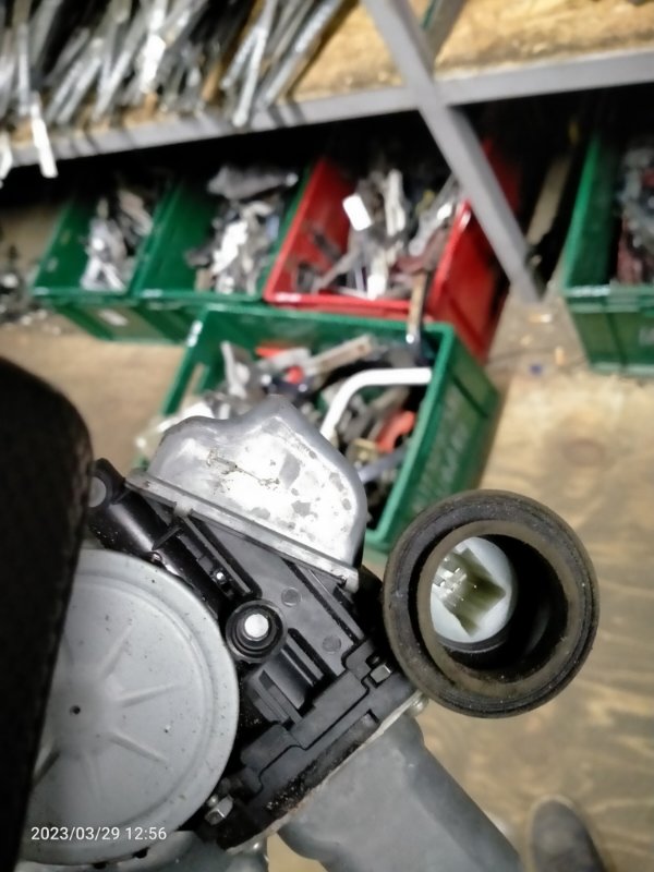 Стеклоподъемник задний правый TOYOTA VENZA 09-16 GGV10 3.5 2GR-FE