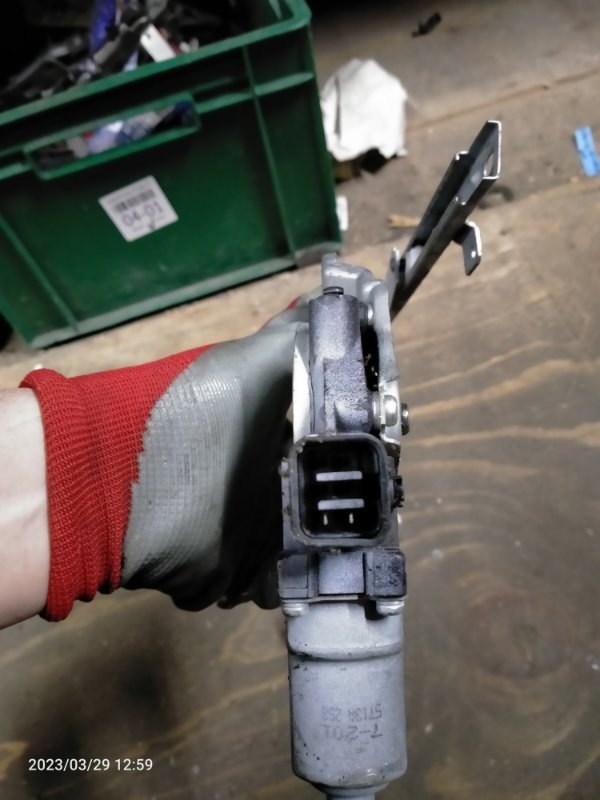 Стеклоподъемник передний правый MITSUBISHI LANCER X 10 07-15 Седан 2.0 Стеклоподъемник передний правый MITSUBISHI LANCER X 10 07-15 Седан 2.0