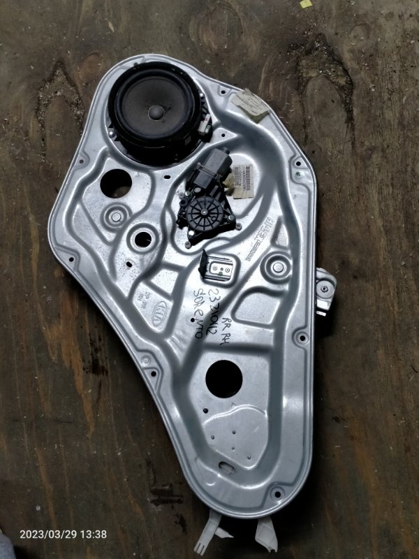 Запчасть стеклоподъемник задний правый KIA SORENTO XM 09-14 2012 Внедорожник 2.4 83402-2P000 Б/У Стеклоподъемник задний правый KIA SORENTO XM 09-14 2012 Внедорожник 2.4 83402-2P000 Б/У