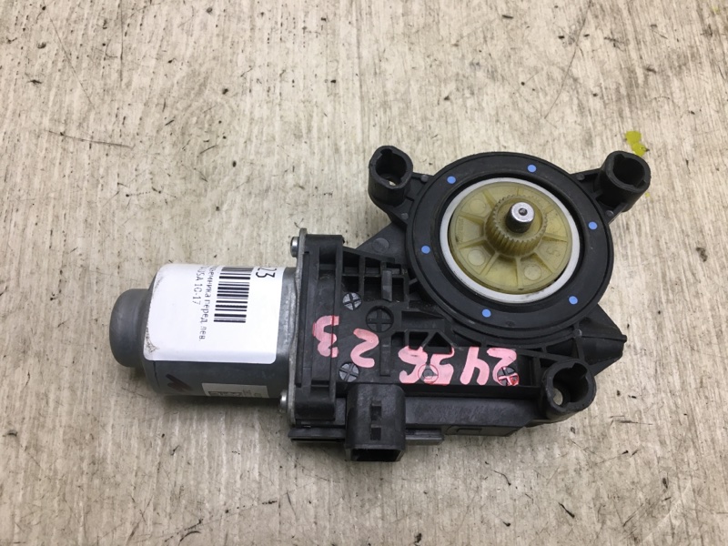 Моторчик стеклоподъемника задний левый VOLKSWAGEN JETTA USA 10-17 6R0 959 811 H Б/У