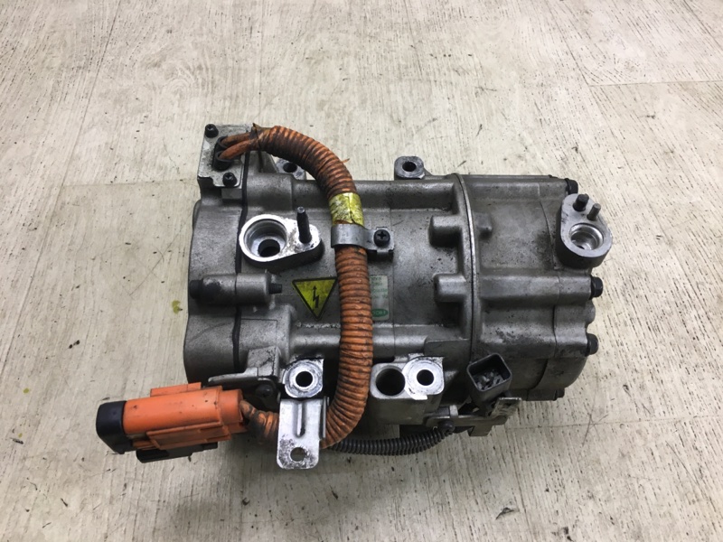 Компрессор кондиционера HYUNDAI SONATA YF 10-14 2012 YF 2.4 G4KK 97701-4U000 Б/У