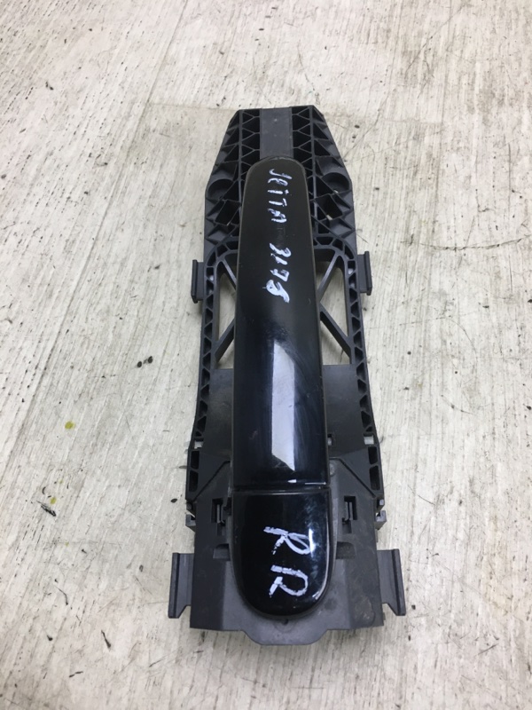 Ручка двери наружная задняя правая VOLKSWAGEN JETTA USA 10-17 162 CBTA 2.5L