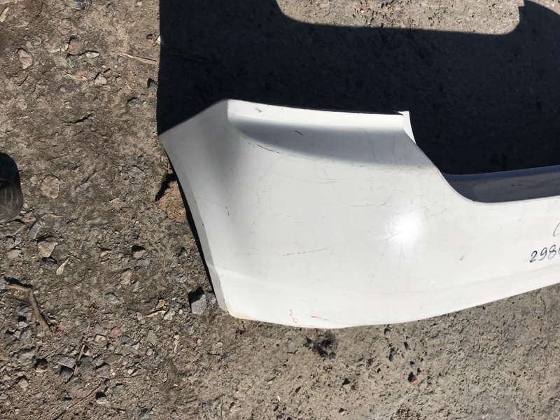 Бампер задний COROLLA 120 00-07