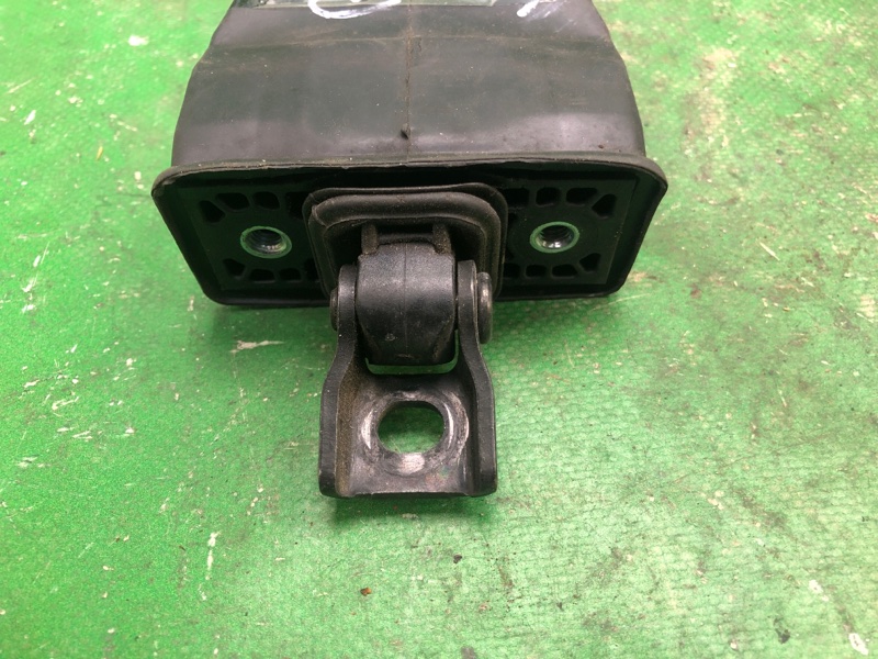 Ограничитель двери задний VOLKSWAGEN JETTA USA 10-17 162 2.5 CBUA