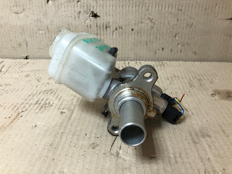 Главный тормозной цилиндр INFINITI FX S50 03-08 Внедорожник 3.5 VQ35DE Главный тормозной цилиндр INFINITI FX S50 03-08 Внедорожник 3.5 VQ35DE